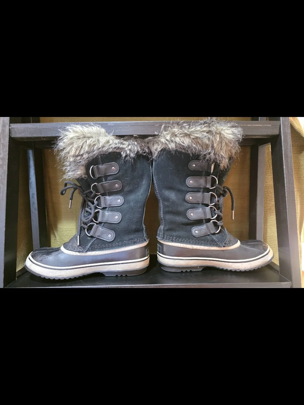 Sorel Women’s Black Faux Fur Trim Winter Lace-Up Boots